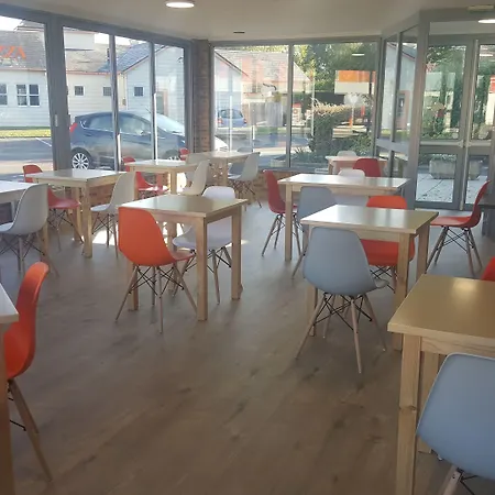 Hotel Brit Essentiel Nord 2*