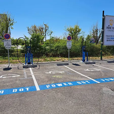 Brit Essentiel Nord Hotel