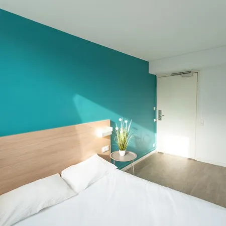 Brit Essentiel Nord 2* Tours