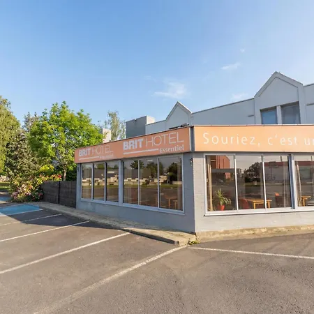 Brit Essentiel Nord Hotel 2*