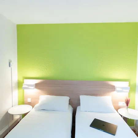 Brit Essentiel Nord Hotel 2*