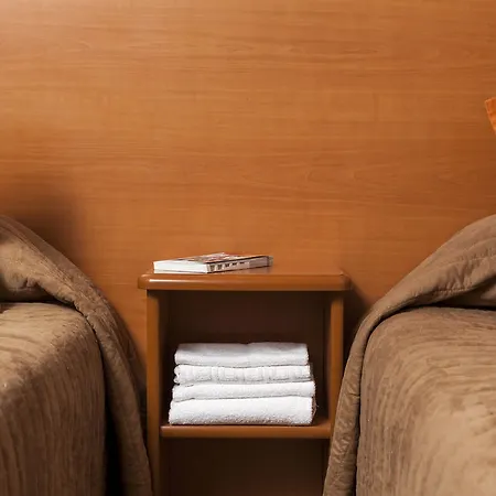 Hotell Brit Essentiel Nord