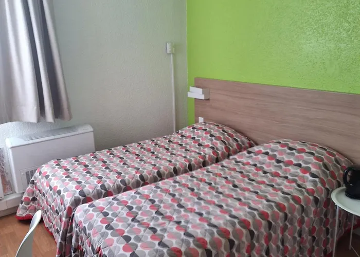 Brit Essentiel Nord Szálloda Tours