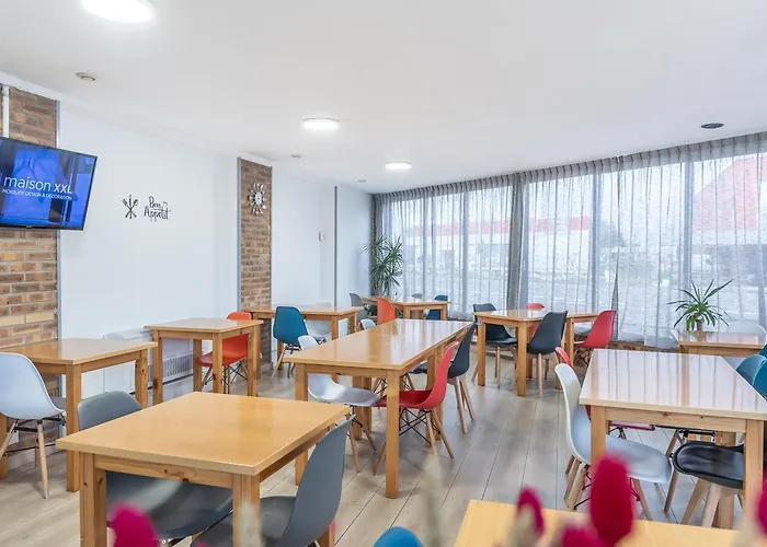 Brit Essentiel Nord 2* Tours