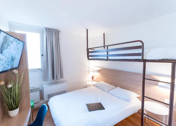 Brit Essentiel Nord Hotel Tours